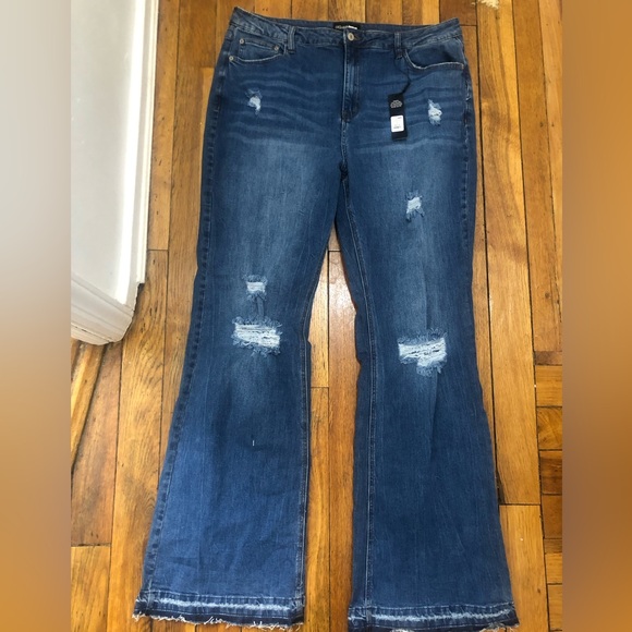 Flare leg jeans - Picture 4 of 7
